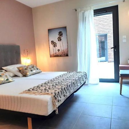 Ferienwohnung La Regate Avec Jaccuzi A 50 M Du Centre Historique Sarlat Exterior foto