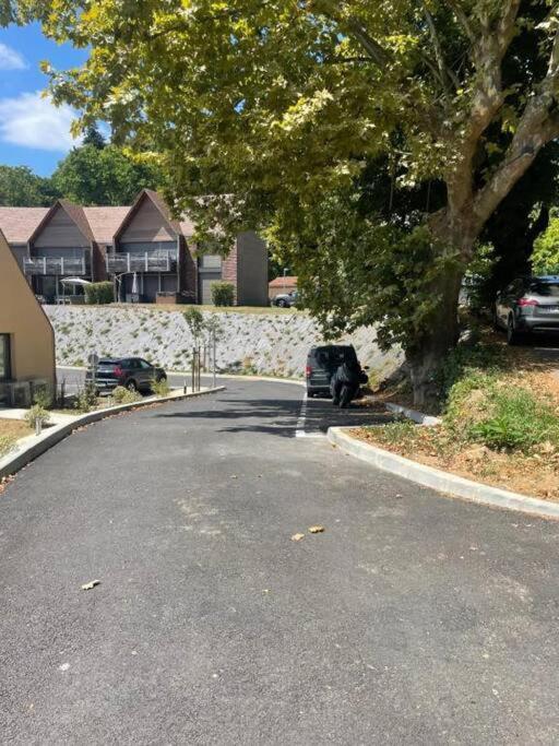 Ferienwohnung La Regate Avec Jaccuzi A 50 M Du Centre Historique Sarlat Exterior foto